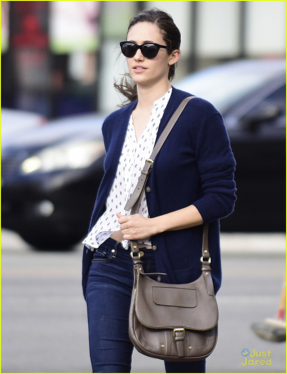 Emmy Rossum Makes a Dad Joke on Twitter | Photo 736574 - Photo Gallery ...