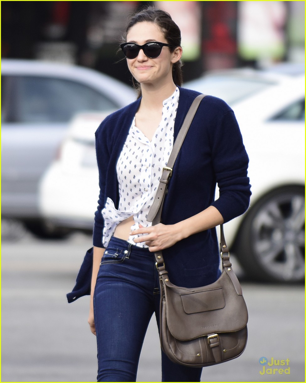 Emmy Rossum Makes a Dad Joke on Twitter | Photo 736577 - Photo Gallery ...