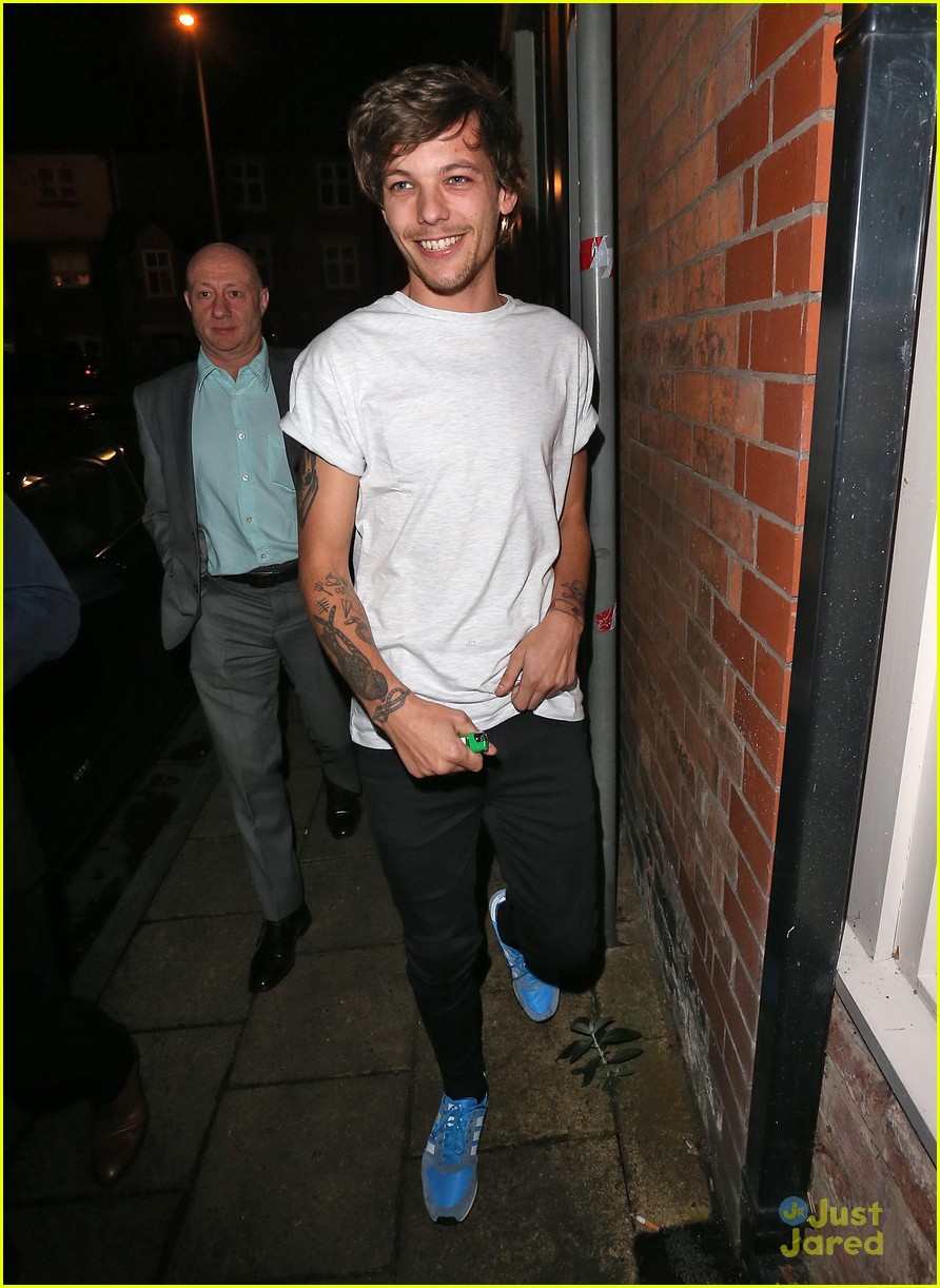 Louis Tomlinson Los Angeles May 22, 2016 – Star Style Man