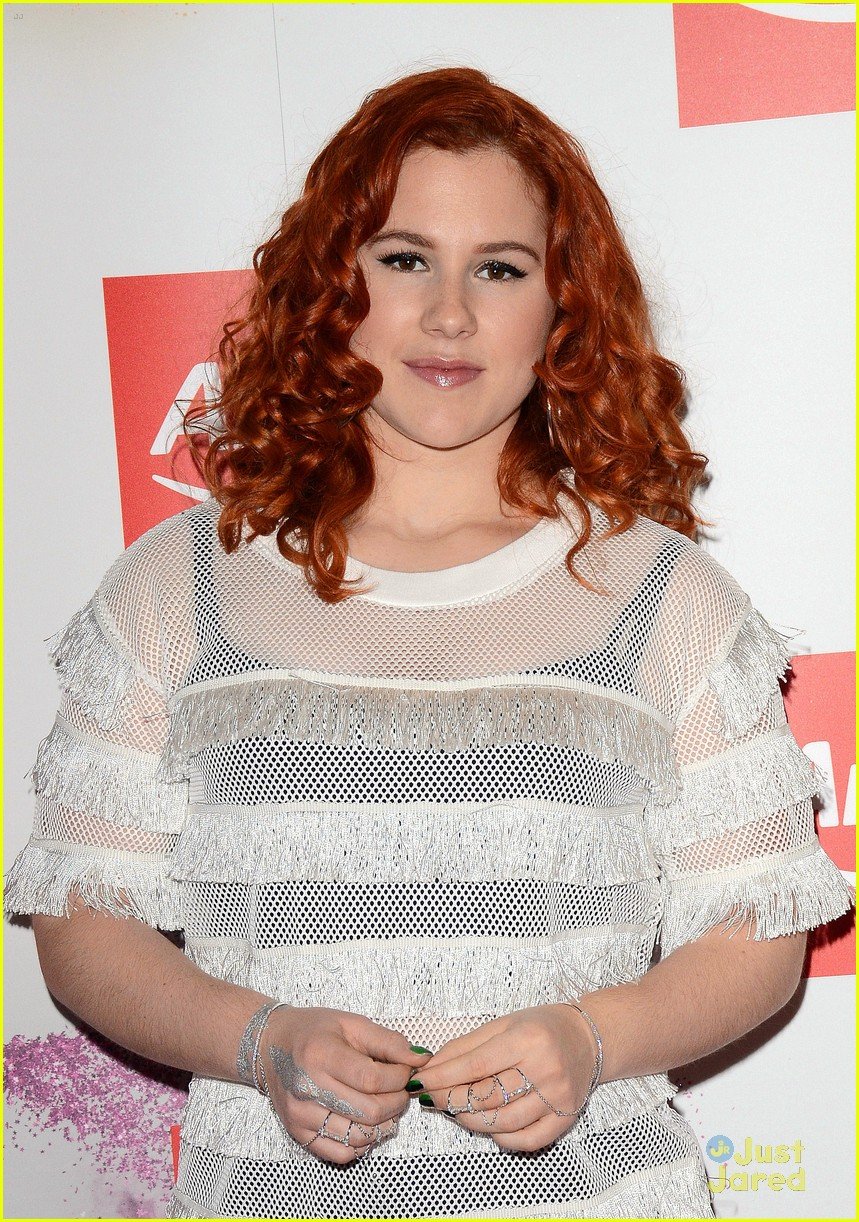 Katy B Talks Odd & Cool Fan Gifts At Argos Live Event | Photo 733857 ...