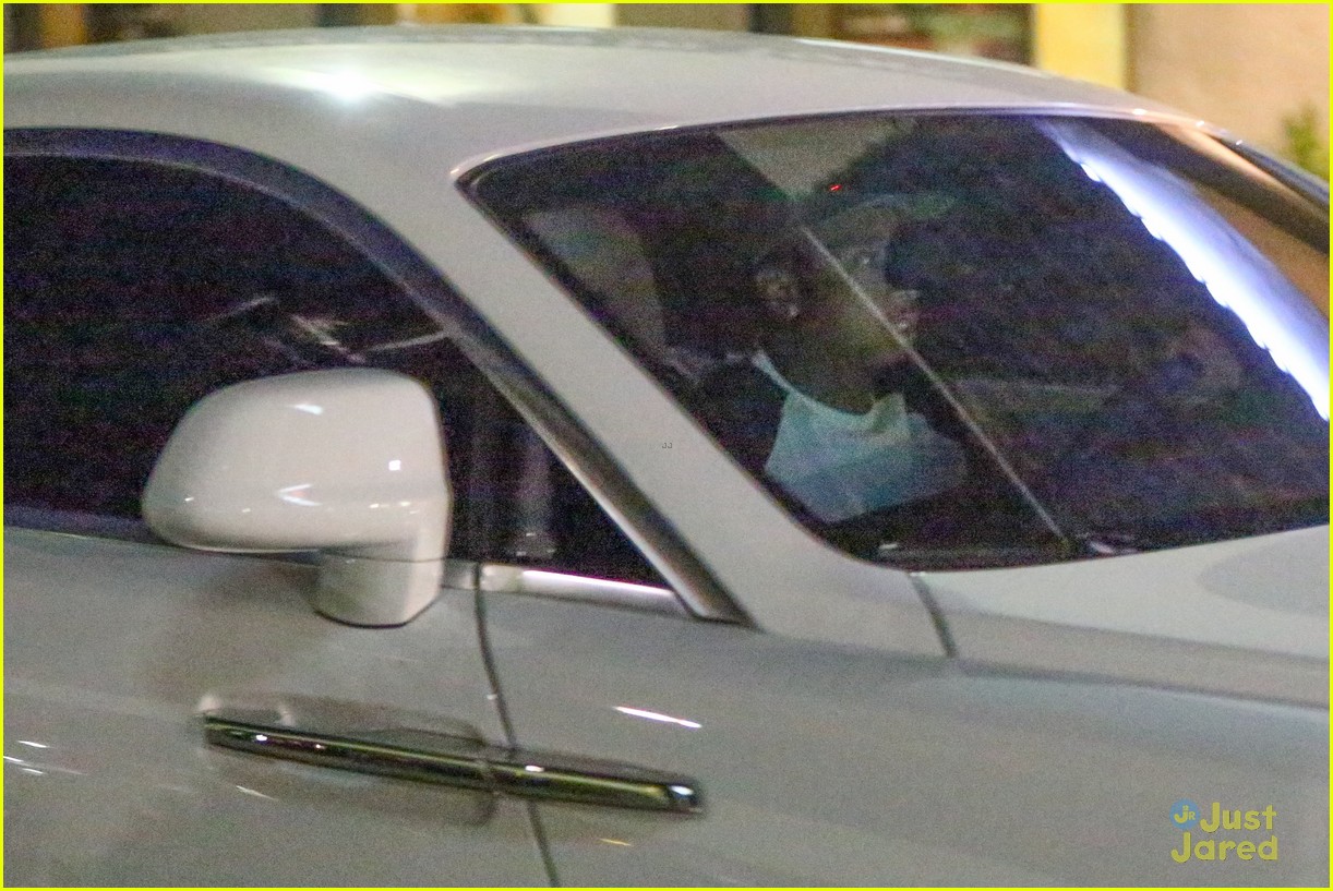 Kylie Jenner And Tyga Enjoy Sushi Date In Encino Photo 727576 Photo Gallery Just Jared Jr 