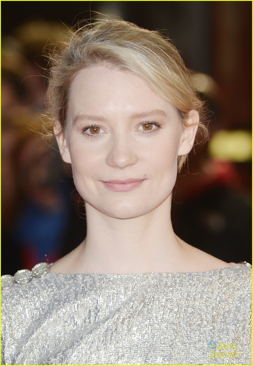 Laura Carmichael & Mia Wasikowska Are Classic Beauties at 'Madame ...