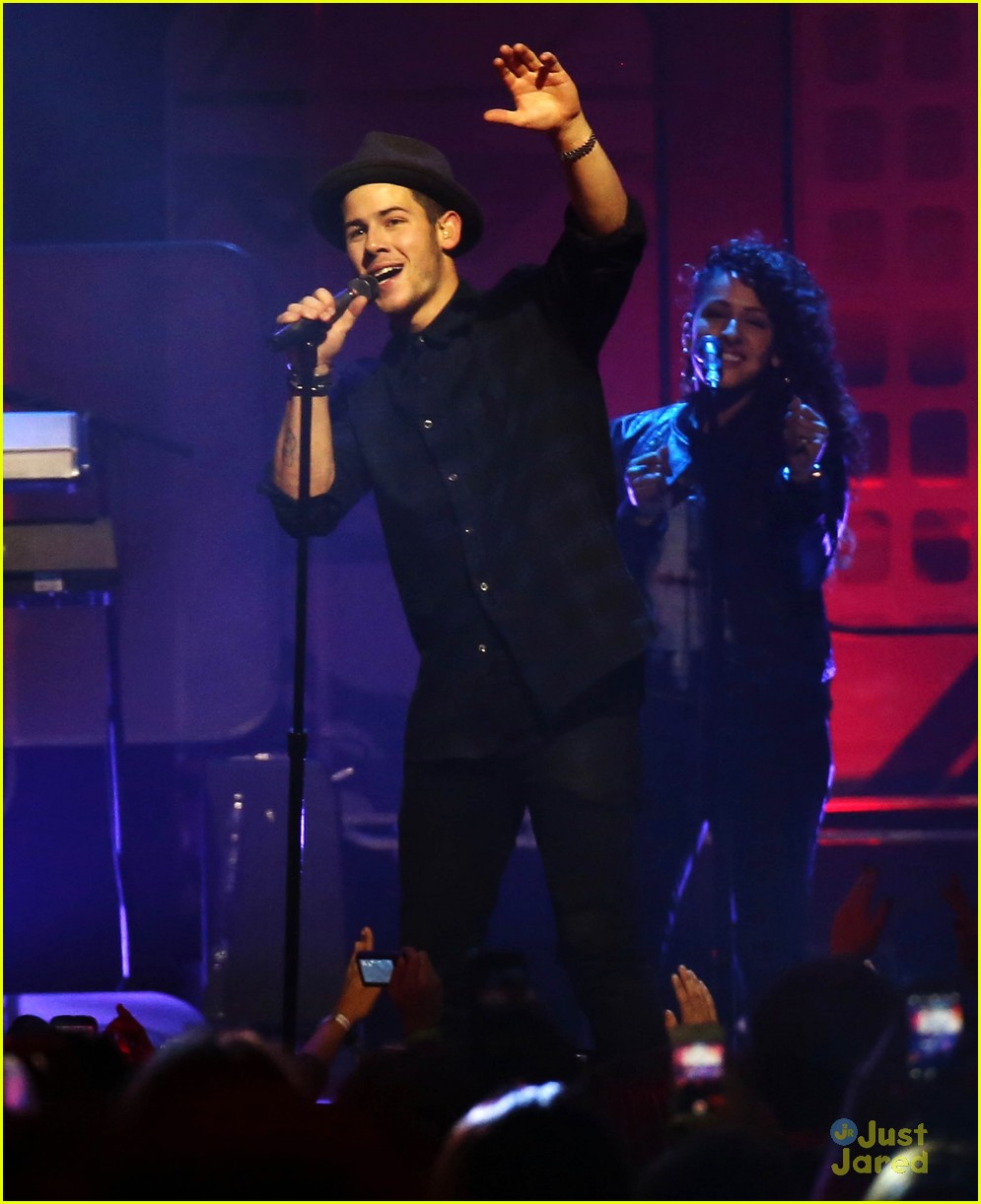 Nick Jonas Performs 'Jealous' At We Day Vancouver Photo 733520