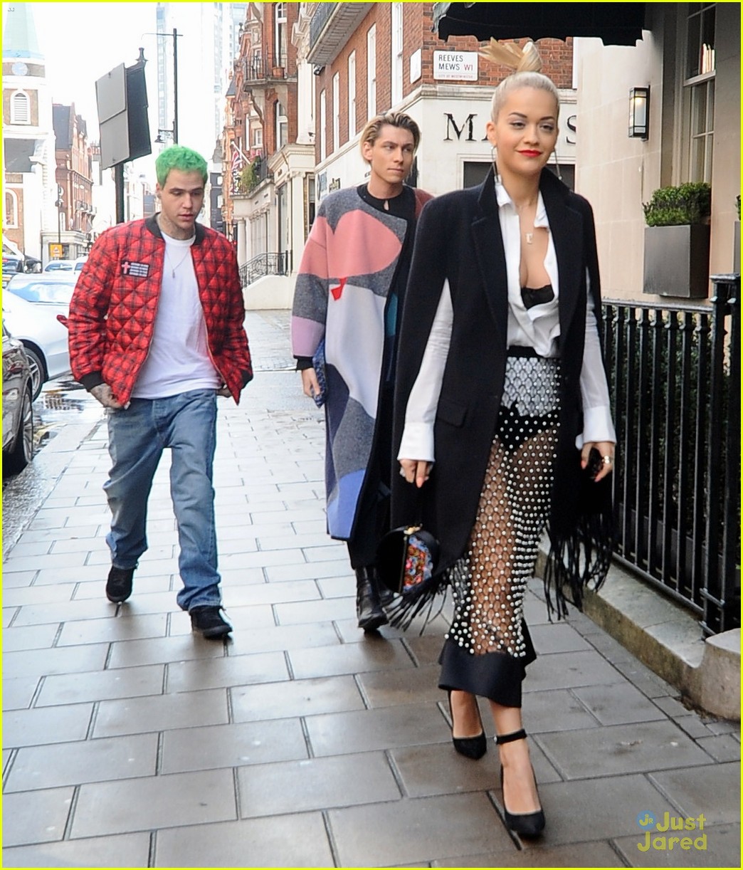 Full Sized Photo of rita ora brings green hair sporting boyfriend ricky