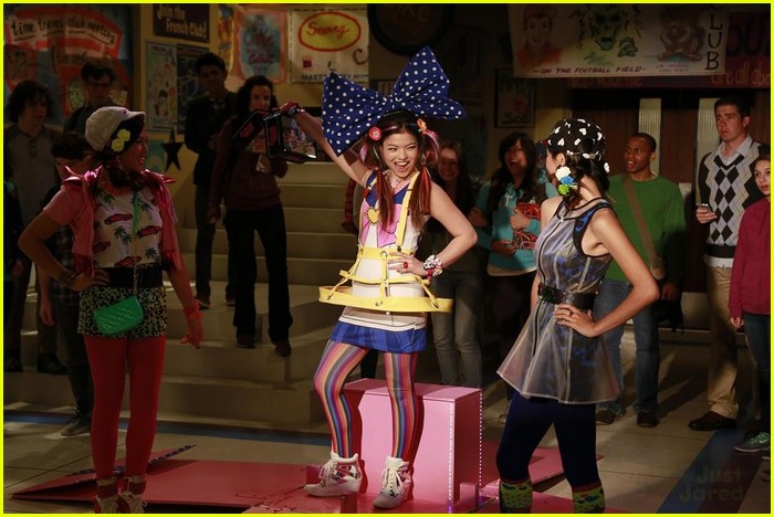 I Didnt Do Its Piper Curda Guest Stars On Liv And Maddie Watch An Exclusive Clip Here 6605