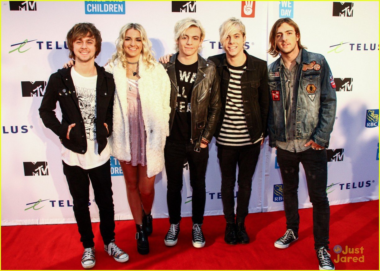 R5 Rocks Out We Day 2014 in Toronto | Photo 725403 - Photo Gallery ...