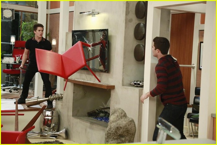 Chase Flips Out At Adam On Special 'Lab Rats' Episode - See The Pics ...