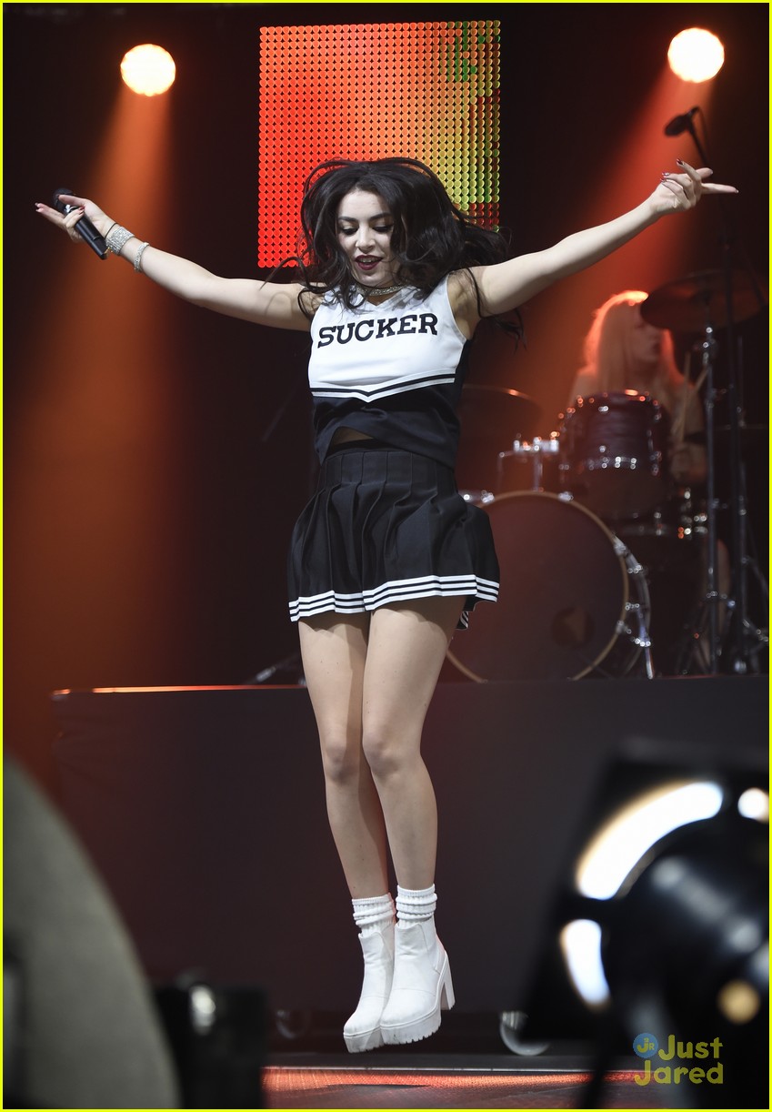 Charli XCX Turns Into A Cheerleader For Metro Radio's Christmas Live