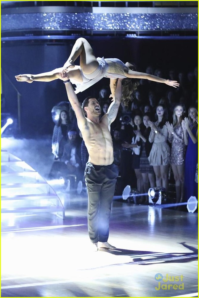 Janel Parrish And Val Chmerkovskiy Show Off Dwts Chemistry In Finals See The Pics Photo