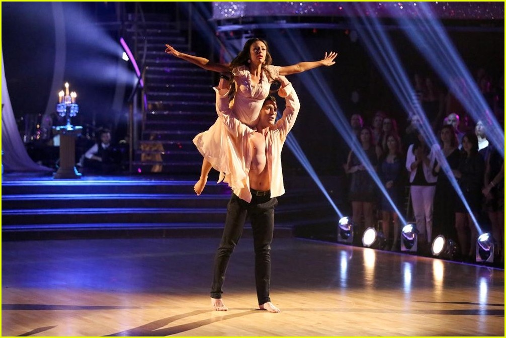 Janel Parrish And Val Chmerkovskiy Nearly Kiss During Perfect Dwts Routine See The Pics