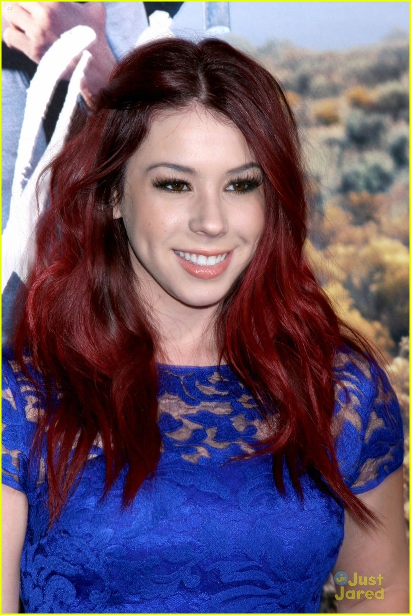 Full Sized Photo of jillian rose reed kendrick sampson wild premiere 15