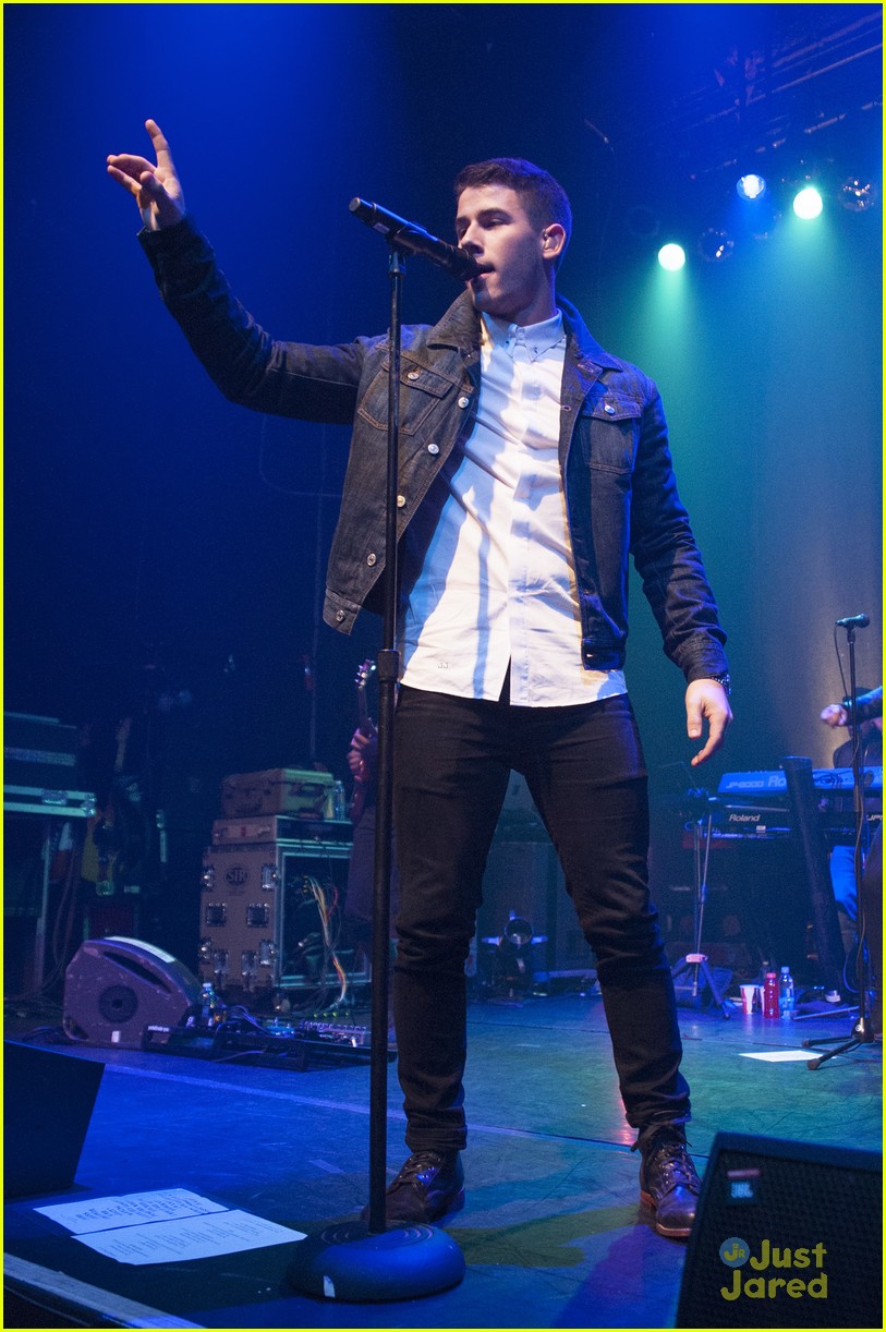 Nick Jonas Just Dropped A 'Jealous' Remix & It's Everything Photo