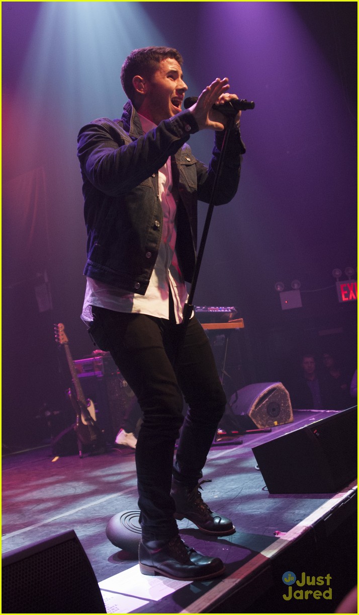 Nick Jonas Just Dropped A 'Jealous' Remix & It's Everything Photo