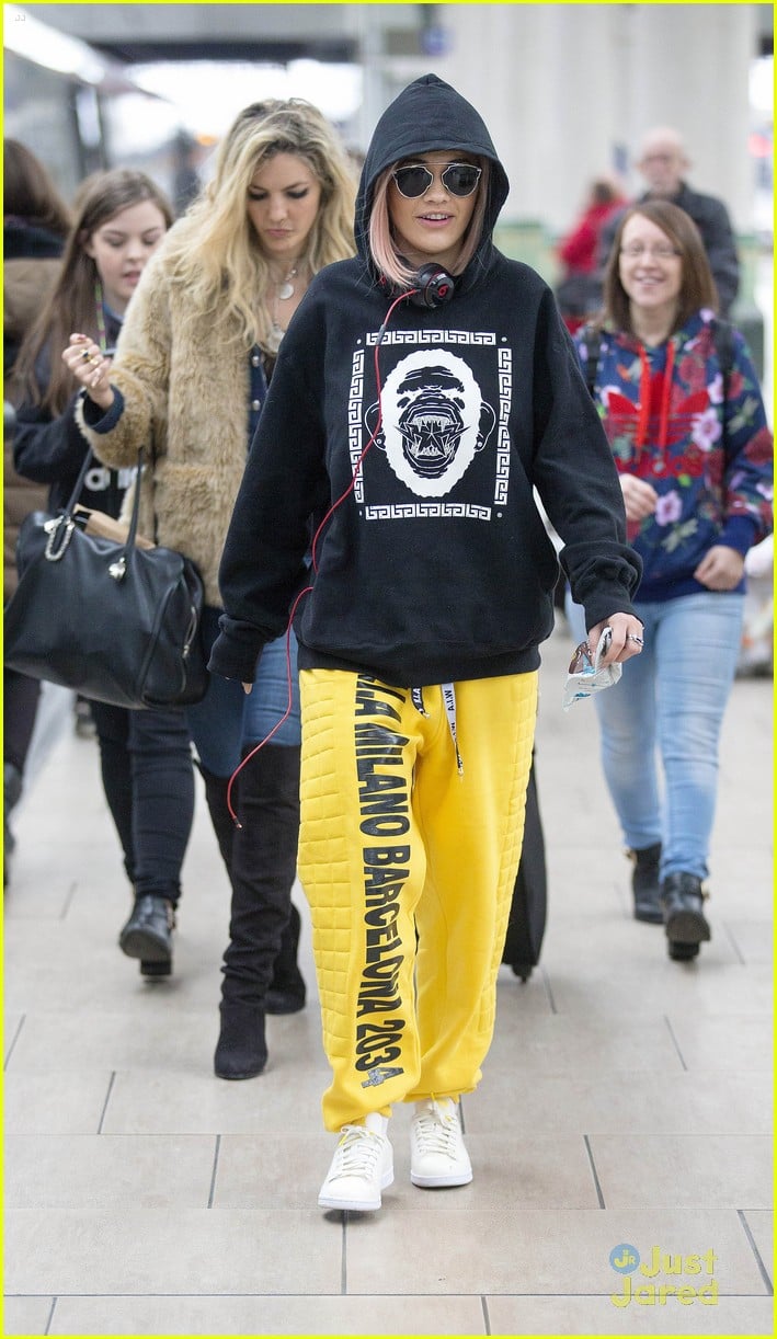 Full Sized Photo of rita ora back to voice judging hoodie 03 | Rita Ora