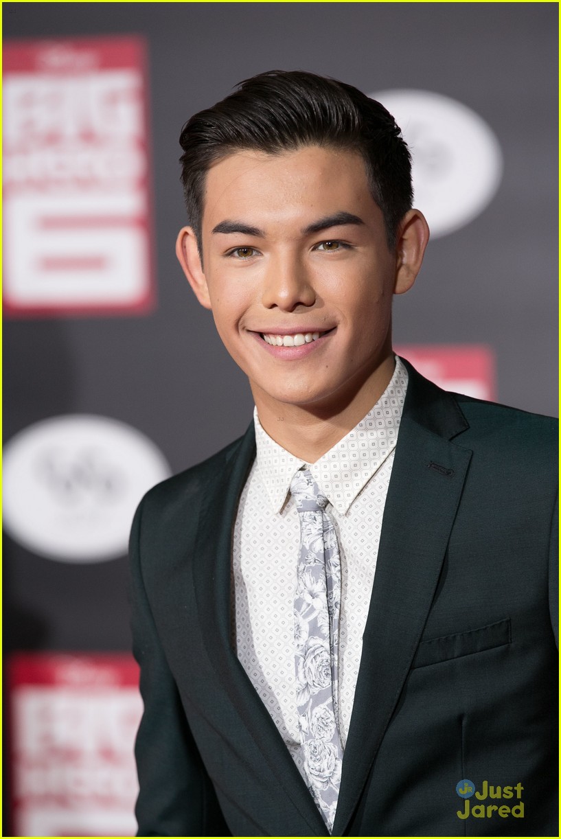 Ryan Potter & Jamie Chung Get Big Premiere For 'Big Hero 6' - See All ...