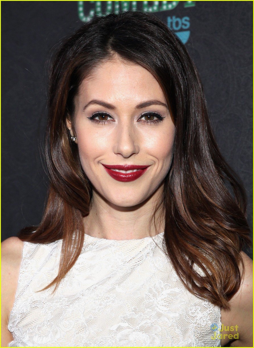 Amanda Crew Steps Out For Variety's Power Of Comedy After 'Silicon