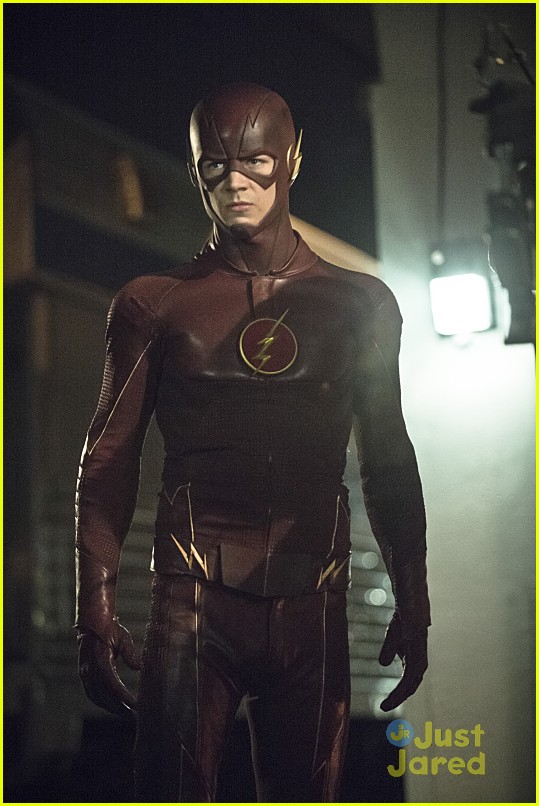 Full Sized Photo of arrow flash continue battle brave bold stills 13