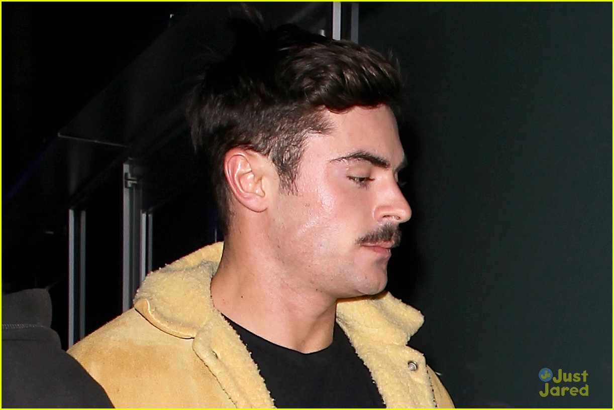 Zac Efron And Sami Miro Let Everyone Know They Are Hot Couple At Lakers