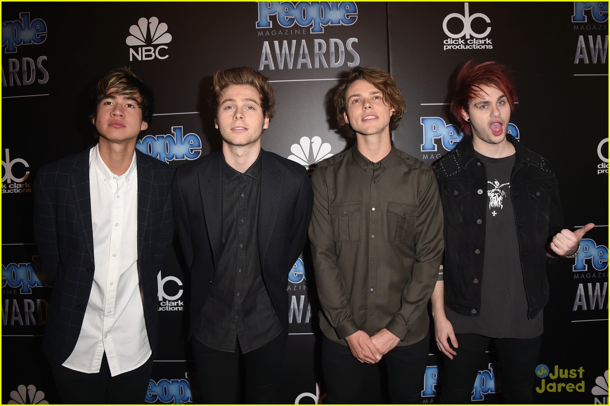 5 Seconds of Summer Performs 'What I Like About You' at People Magazine ...