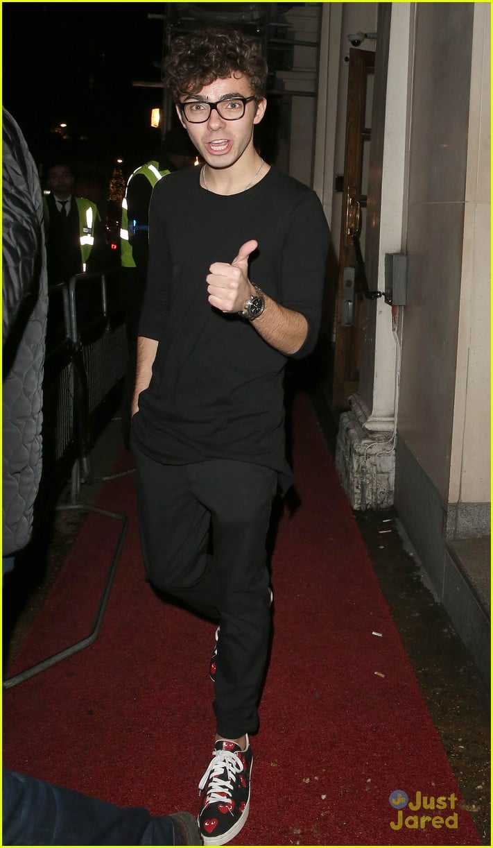 Nathan Sykes is Barely Recognizble with Long Hair & We Love It!: Photo  752018 | Nathan Sykes Pictures | Just Jared Jr.