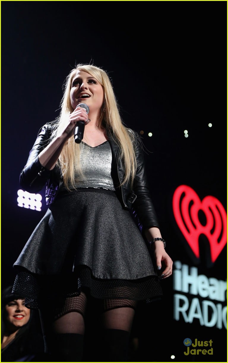 Meghan Trainor & Charli XCX Ring in the Holidays at Boston's Jingle ...