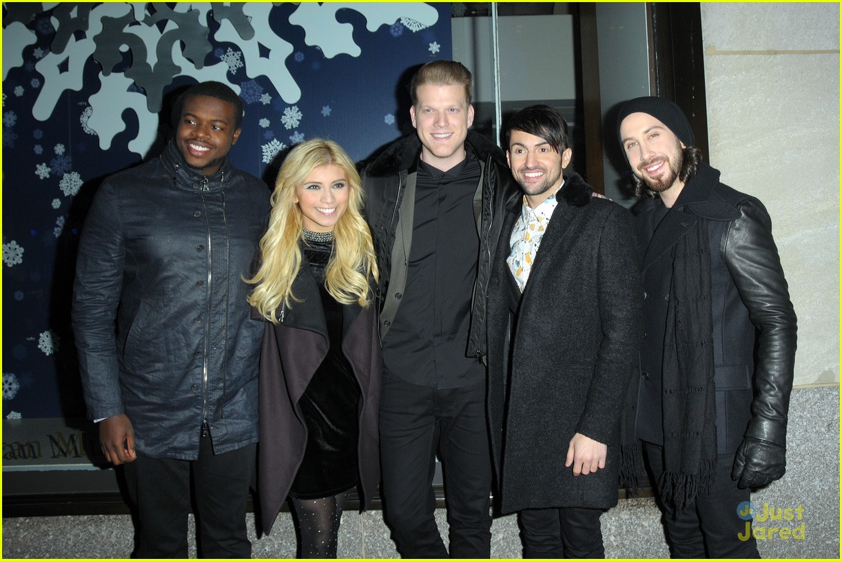 Pentatonix Lit Up Rockefeller Center After Landing at 2 on Billboard