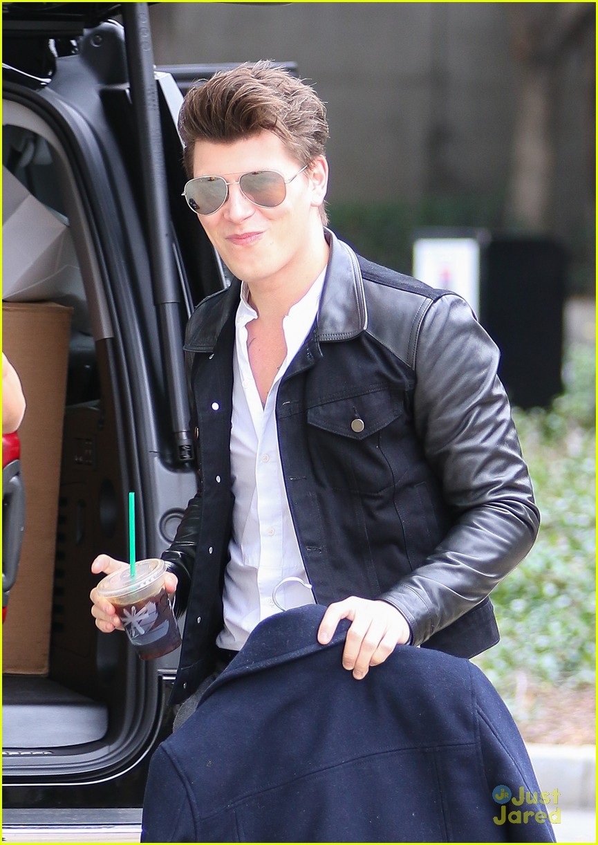 Rixton Rock Out KIIS FM's Jingle Ball With New Single 'Hotel Ceiling ...