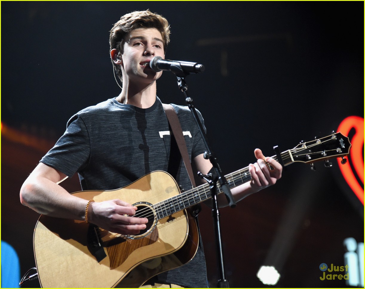 Shawn Mendes Is The 'Life Of The Party' At KIIS FM's Jingle Ball ...