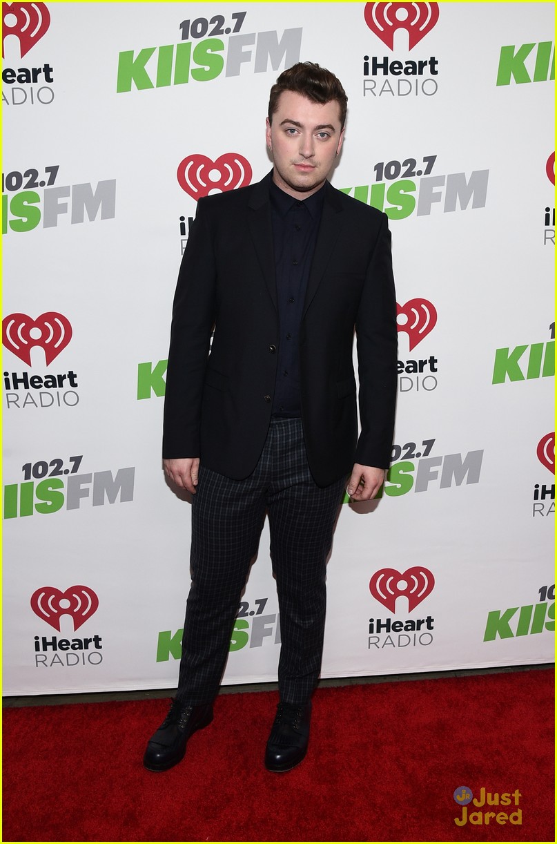 Full Sized Photo of sam smith jingle ball 2014 01 | Sam Smith Hits