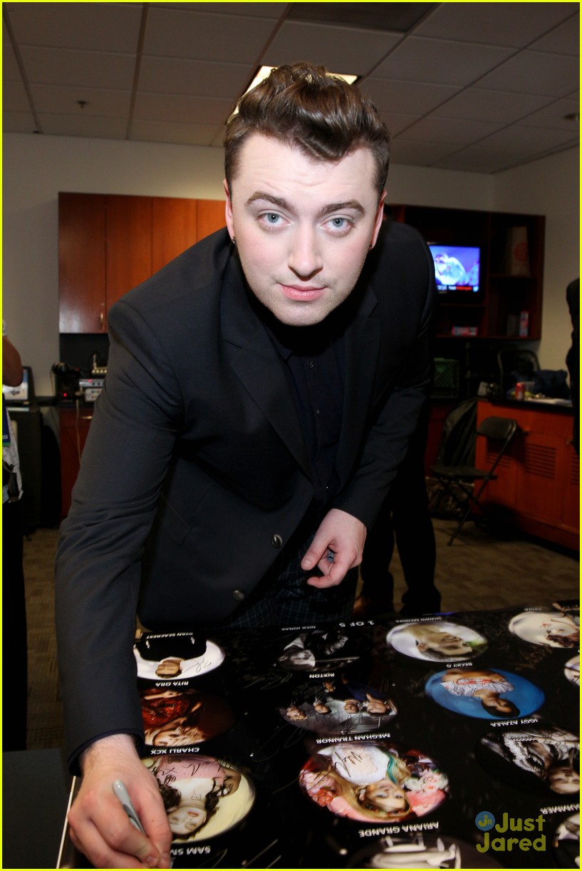 Full Sized Photo of sam smith jingle ball 2014 08 | Sam Smith Hits ...