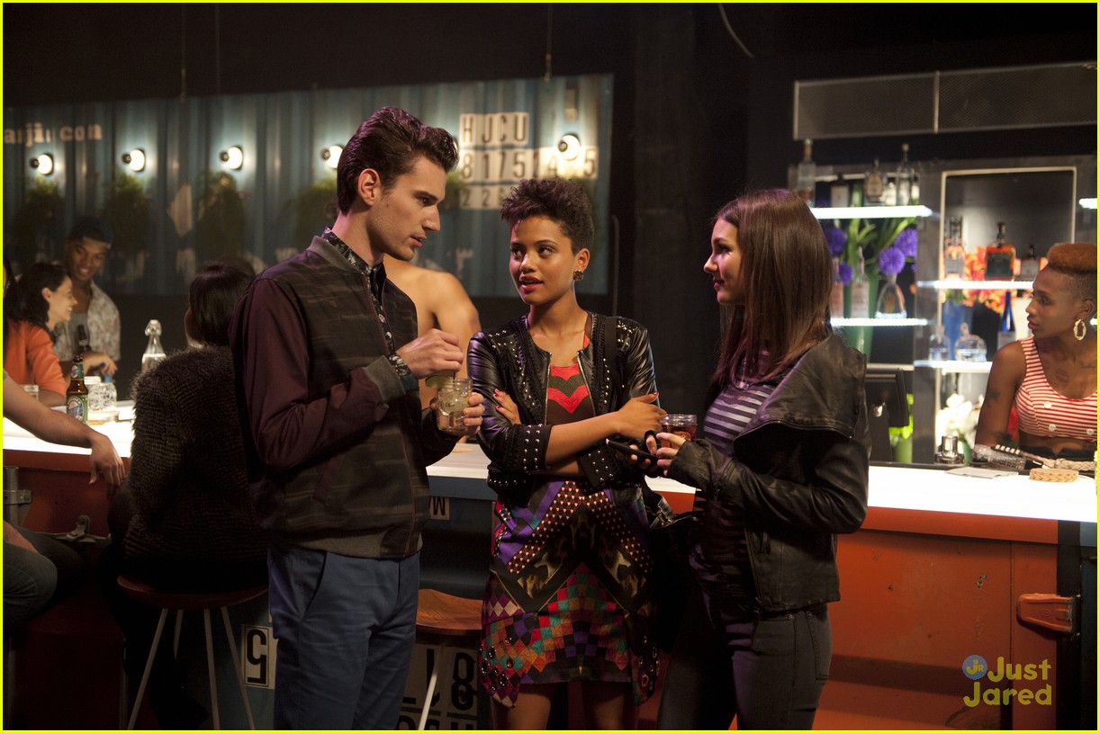 Full Sized Photo of eye candy first episode stills 01 Get A First
