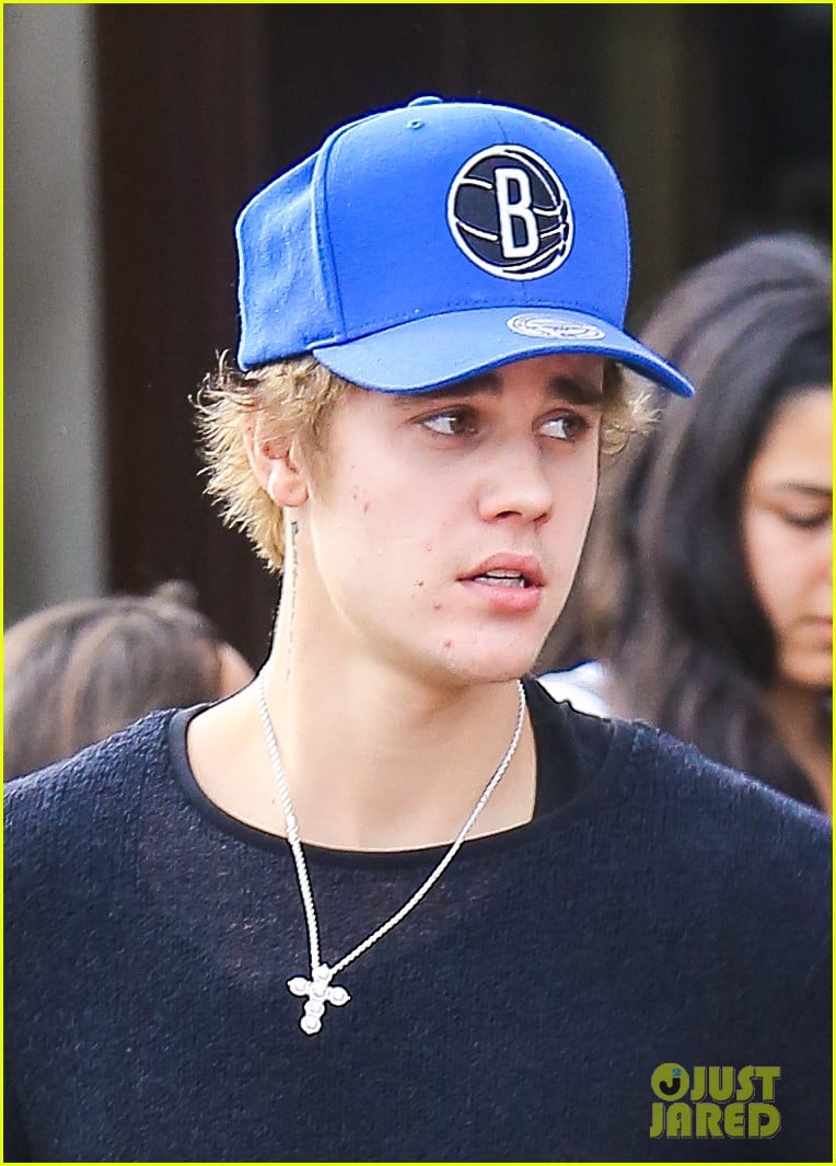 Justin Bieber's Lawyers Say You Shouldn't Stand In Front of His Car Or You  Could Get Hit!, Justin Bieber