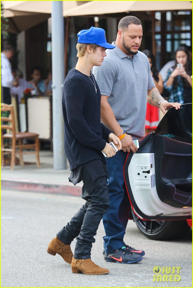 Justin Bieber's Lawyers Say You Shouldn't Stand In Front of His Car Or You  Could Get Hit!, Justin Bieber