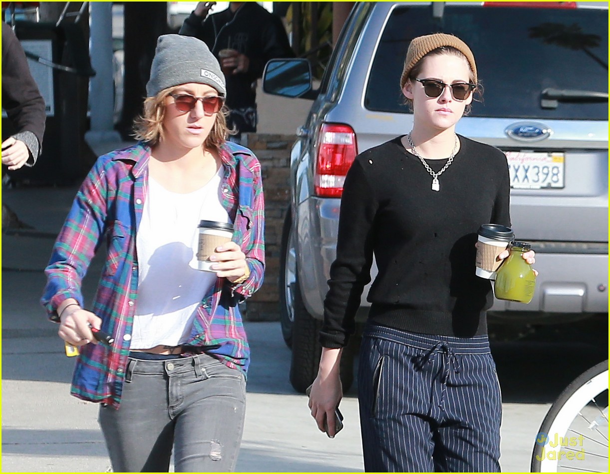 Kristen Stewart Starts Her Morning With Alicia Cargile & Coffee 