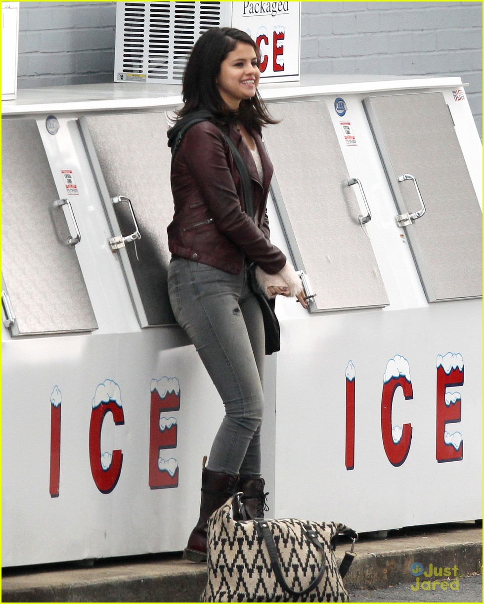 Selena Gomez Gets to Work on First Day of Shooting 'Revised