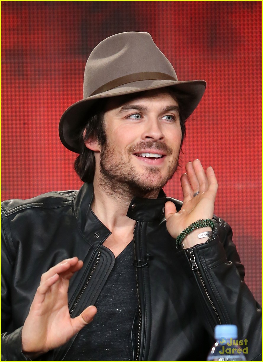 Ian Somerhalder Teases Upcoming Damon & Elena Happiness on 'Vampire ...