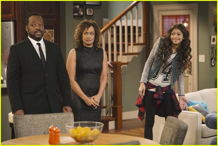 There Are Only THREE Days Until 'K.C. Undercover' Premieres! | Photo ...