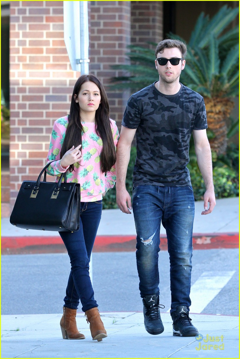 Kelli Berglund & Boyfriend Sterling Beaumon Make One Stylish Couple