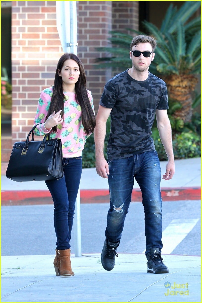 Kelli Berglund & Boyfriend Sterling Beaumon Make One Stylish Couple