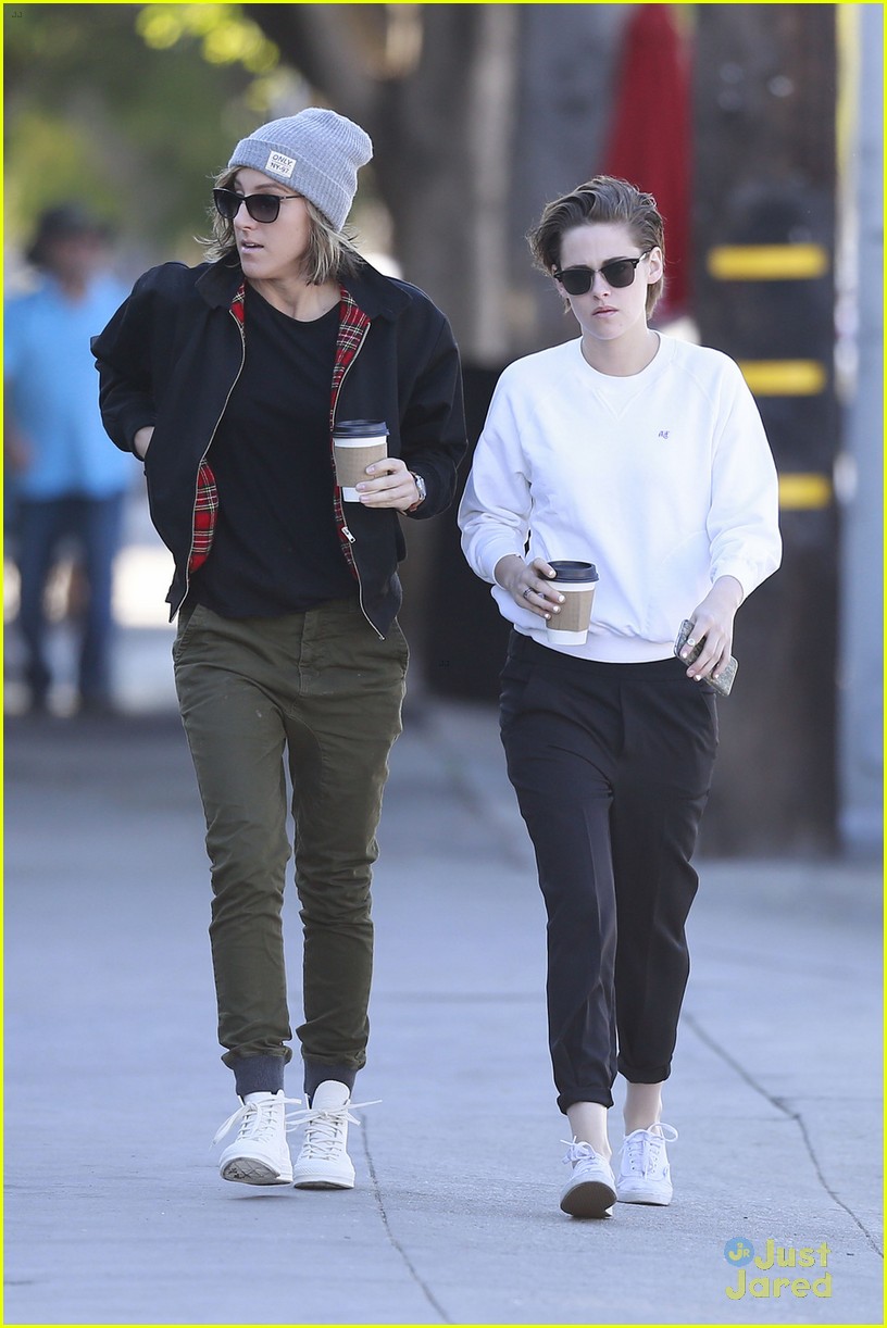 Kristen Stewart's Stylist Calls Her a Chameleon | Photo 766296 - Photo ...