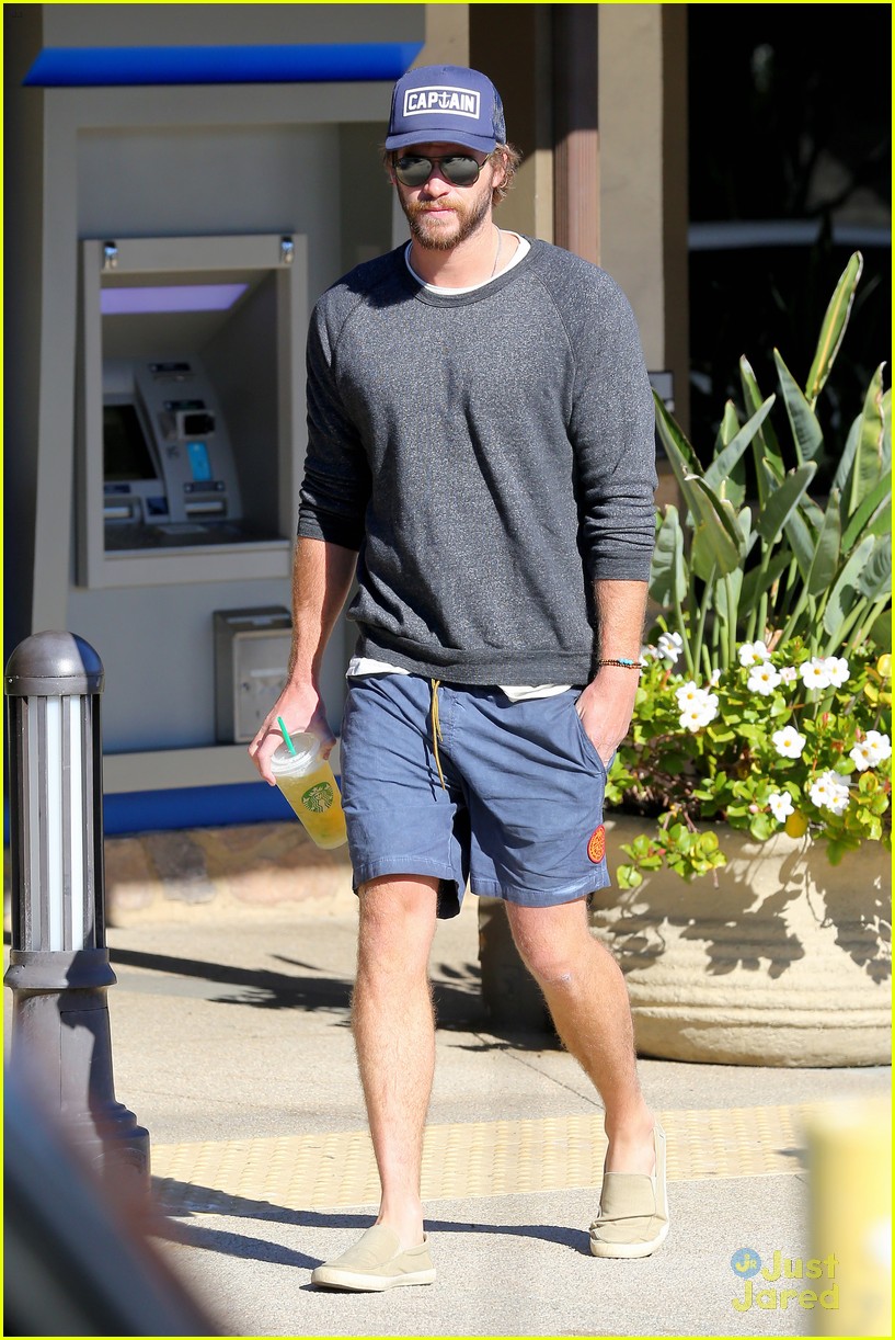 Liam Hemsworth Stops at Malibu Starbucks After Wrapping 'The Dressmaker ...