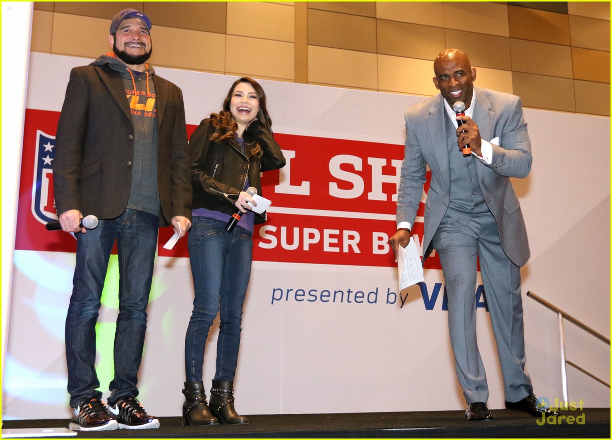 Miranda Cosgrove & Jordin Sparks Kick Off SuperBowl Festivities at NFL Shop  Grand Opening: Photo 767211, Jordin Sparks, Miranda Cosgrove Pictures