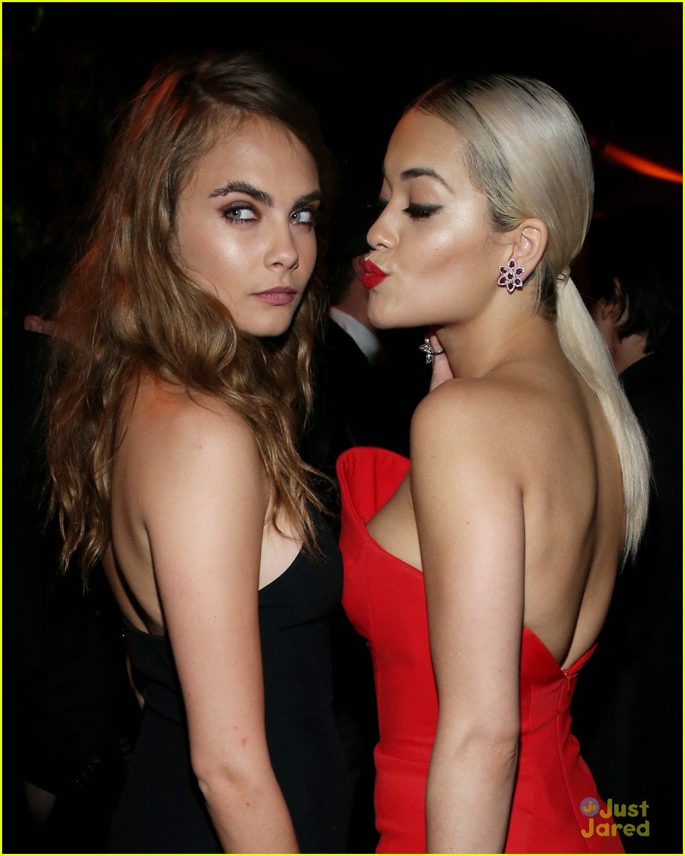 Rita Ora Puts Her Hand on Cara Delevingne's Butt at Golden Globes After