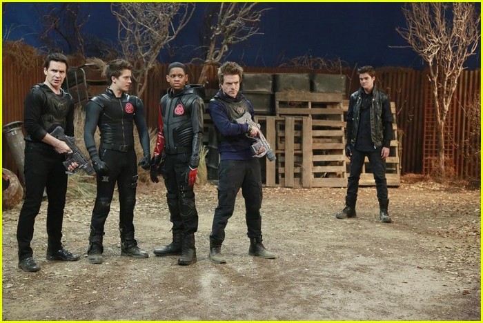 Get A New, Exclusive Look at 'Lab Rats: Rise Of The Secret Soldiers ...