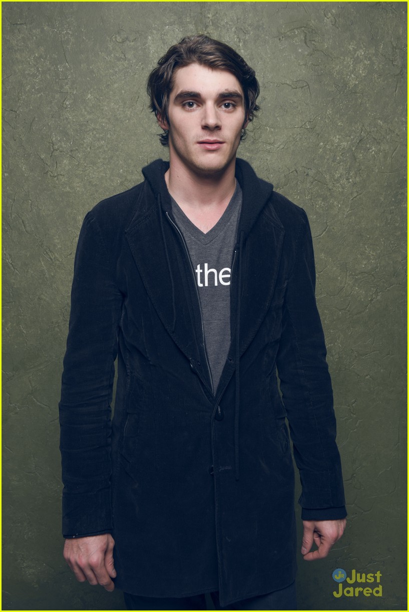 RJ Mitte Speaks With Shriner&rsquo;s Hospitals At Sundance 2015 Panel | Photo