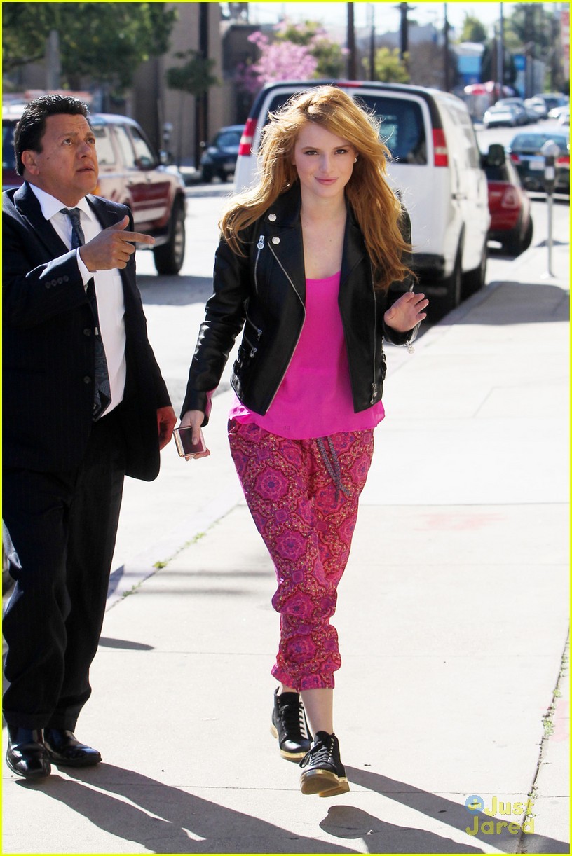 bella thorne pink outfit after duff premiere 03