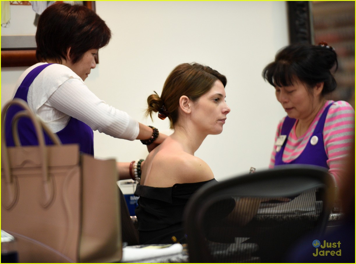 Ashley Greene Spends Her Day Off Getting Pampered With Cara Santana