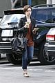 lily collins suffers sore feet oscars dancing 12