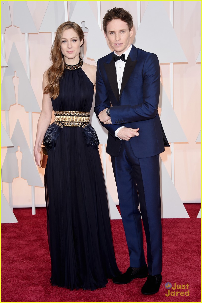Eddie Redmayne Suits Up For Oscars 2015 Photo 778370 Photo Gallery Just Jared Jr