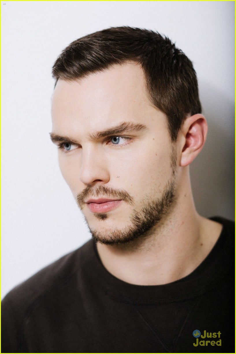 Nicholas Hoult Makes It a 'Mad Max' Weekend | Photo 770087 - Photo ...